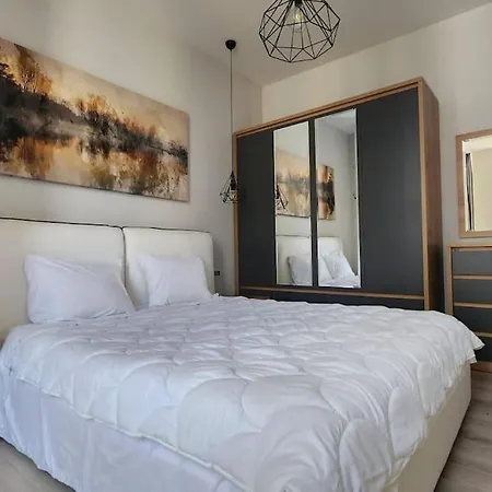 Apartment 39°bs Observator Tirana
